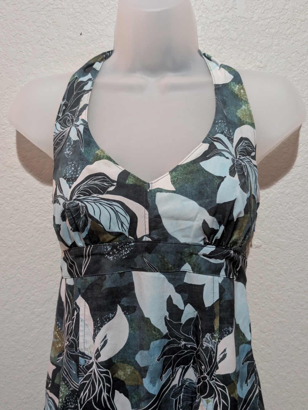 Athleta Halter Dress Size 2 - Picture 11 of 11
